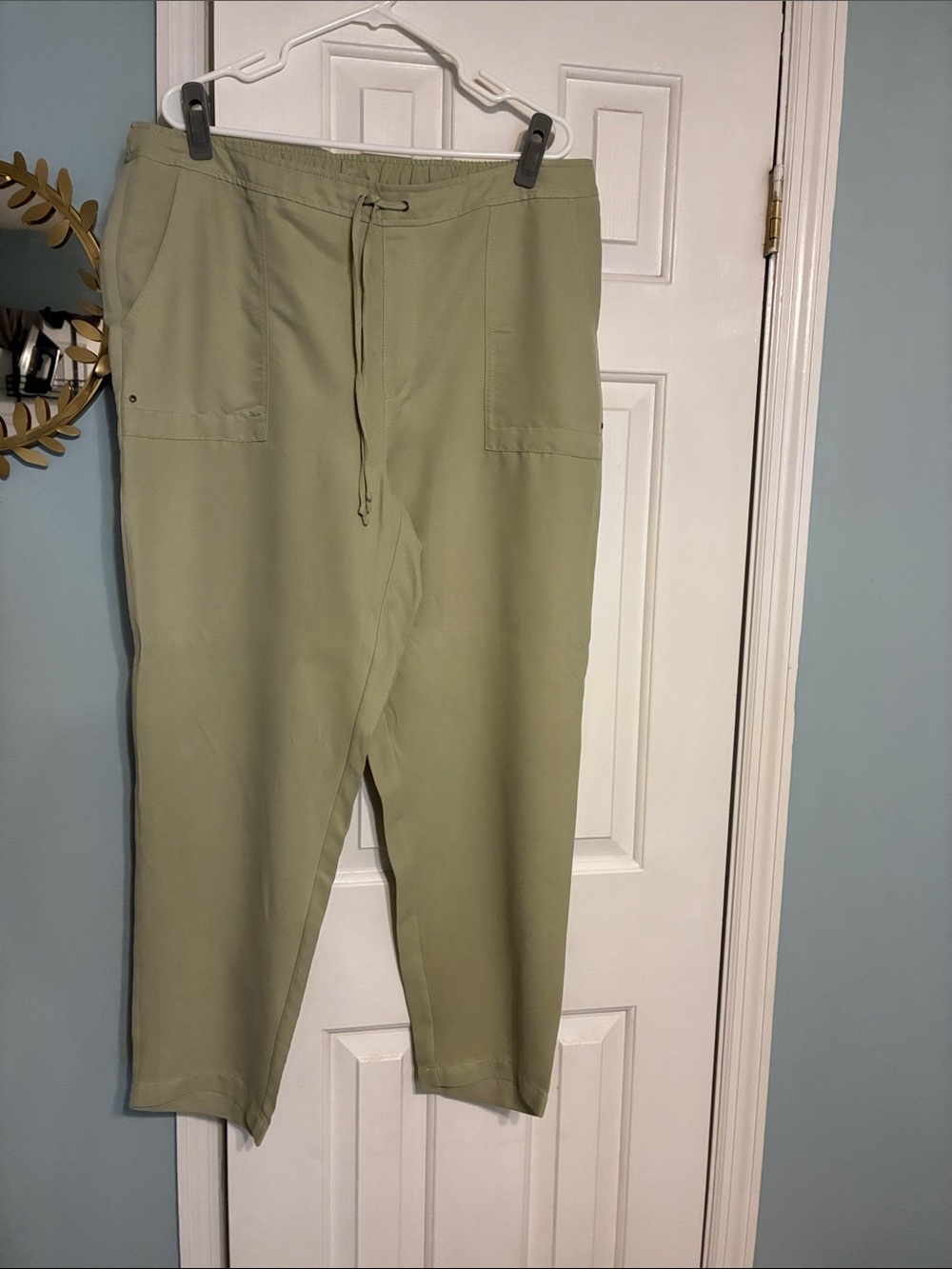 Chico's Light Sage Drawstring Joggers